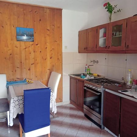 פוצ'ישצ'ה Apartments Nikola מראה חיצוני תמונה