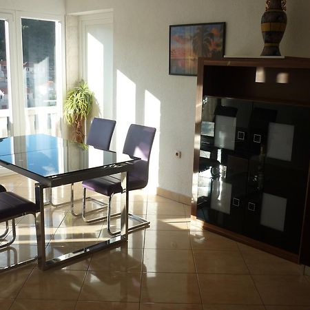 פוצ'ישצ'ה Apartments Nikola מראה חיצוני תמונה