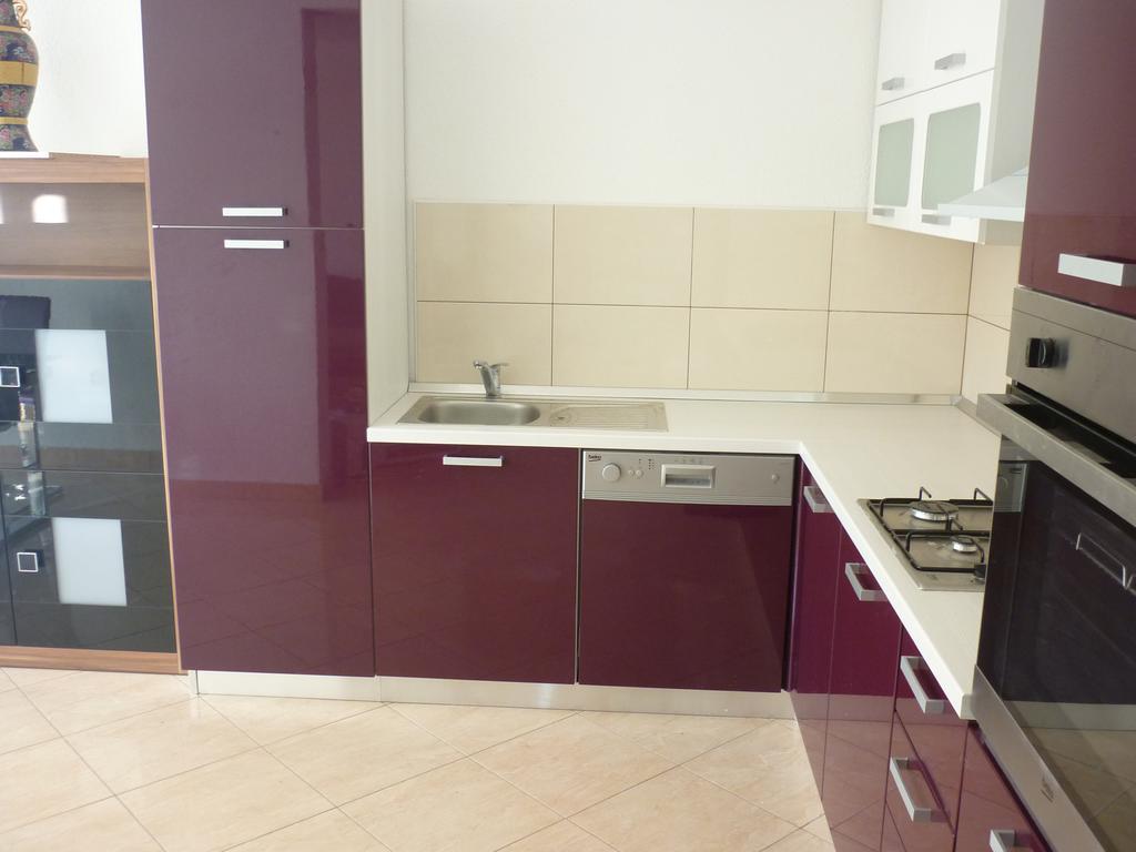 פוצ'ישצ'ה Apartments Nikola מראה חיצוני תמונה