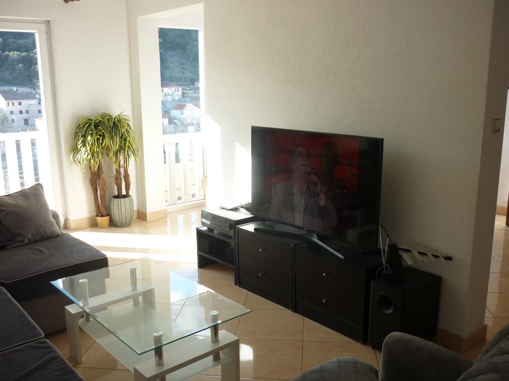 פוצ'ישצ'ה Apartments Nikola מראה חיצוני תמונה